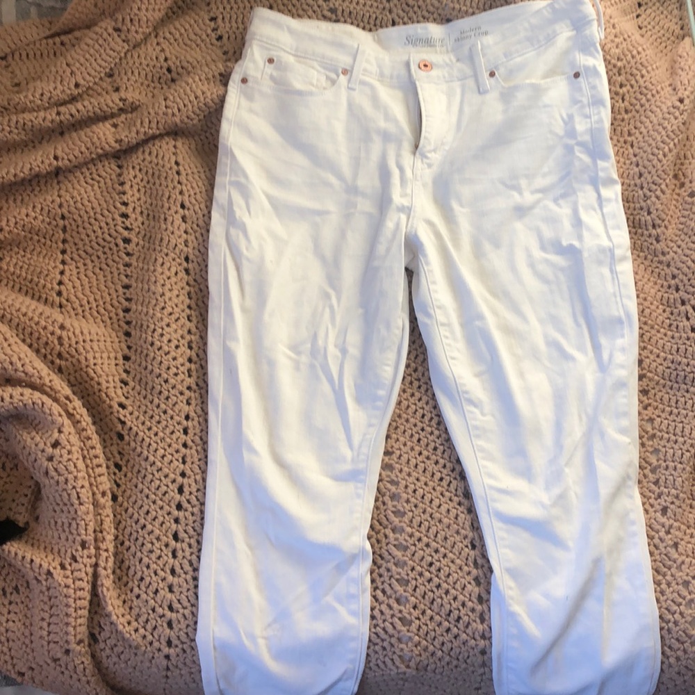 white straight leg Levi jeans